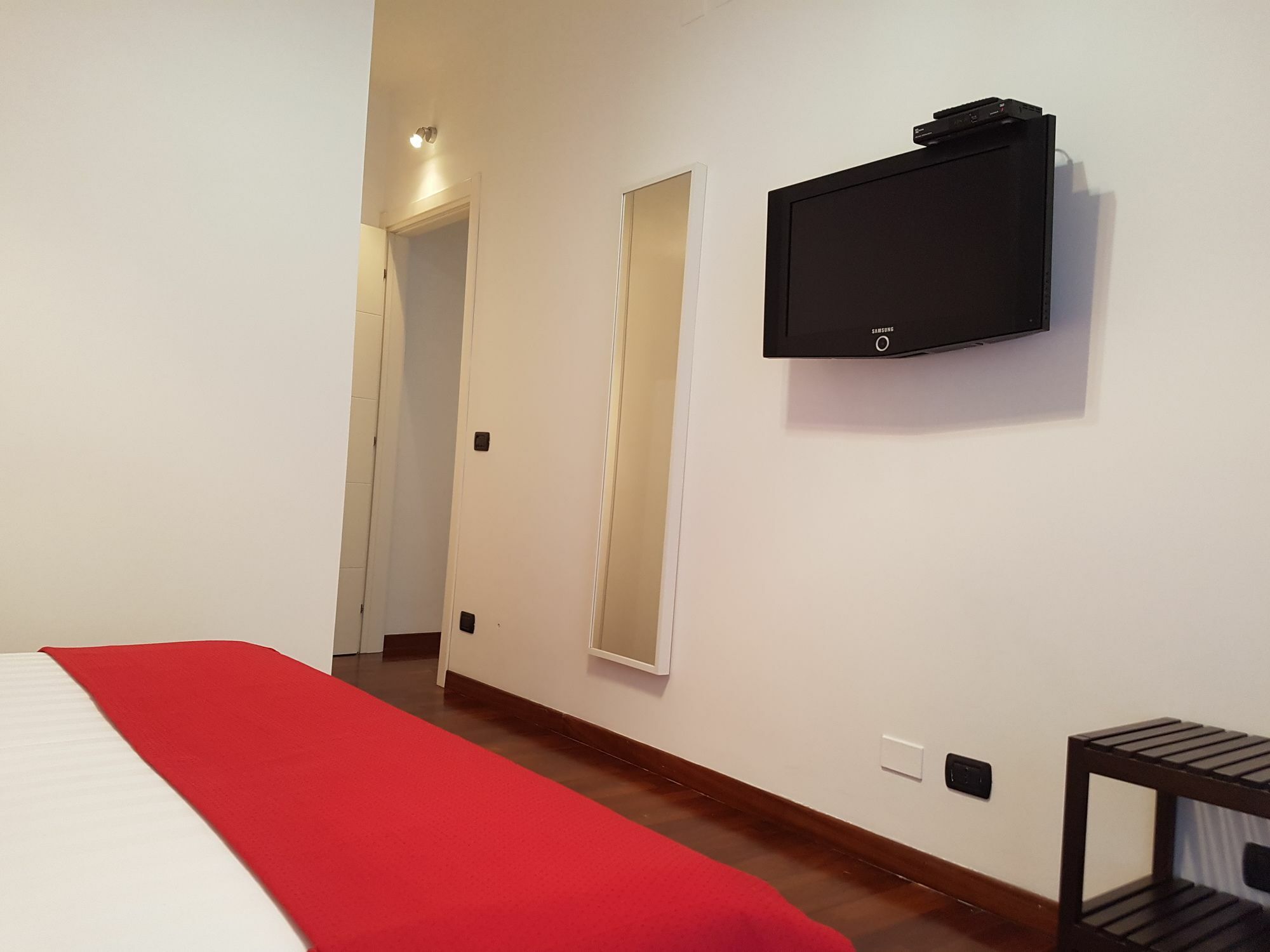 Апартаменты Stoccolma 11 Airport And Fiera Фьюмичино Экстерьер фото